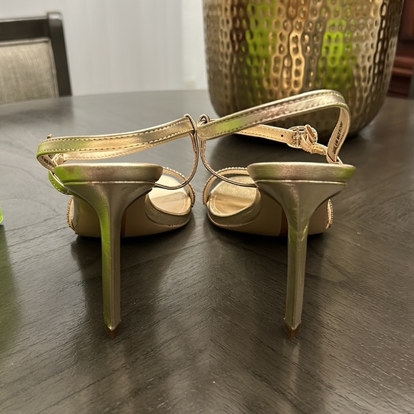 Sam Edelman Daisie Sandals Molten Gold - Picture 6 of 15